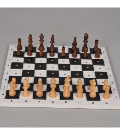 Kabartma Satranç Takımı Kabartma Satranç Takımı