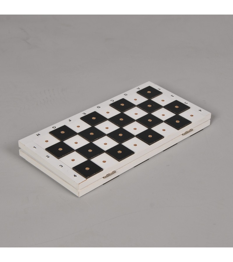 Kabartma Satranç Takımı Kabartma Satranç Takımı